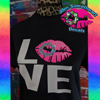 LOVE LIPS GEAR SHIRT BLACK SHORT SLEEVE UNISEX FIT